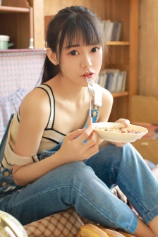 25岁的女高中生未增删翻译中文翻译英语